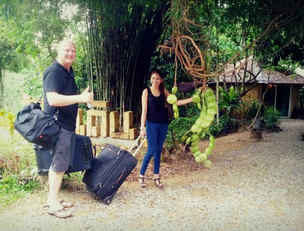 Baandin Chiewlarn Otel Ban Tha Khun Dış mekan fotoğraf