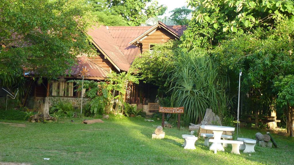 Baandin Chiewlarn Otel Ban Tha Khun Oda fotoğraf
